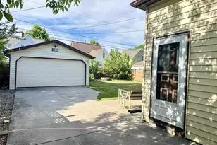 240 Rose Ave, Fond du Lac, WI 54935 - Photo 3