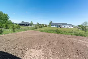 W5896 Edgewood Dr, Menasha, WI 54952 - Photo 35