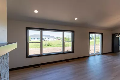 W5896 Edgewood Drive, Menasha, WI 54952 - Photo 13