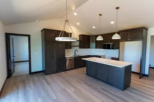 W5896 Edgewood Dr, Menasha, WI 54952 - Photo 15