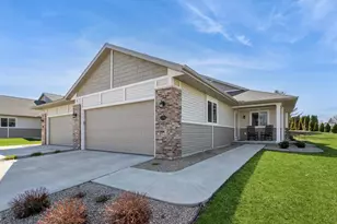 2723 River Ln, Two Rivers, WI 54241 - Photo 19