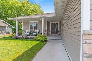 2731 Crestwood Springs Ct, Green Bay, WI 54304 - Photo 45