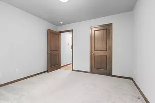 2731 Crestwood Springs Ct, Green Bay, WI 54304 - Photo 29