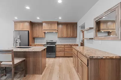 2731 Crestwood Springs Court, Green Bay, WI 54304 - Photo 5