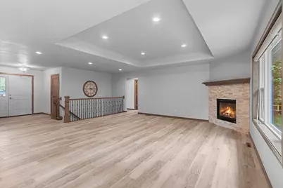 2731 Crestwood Springs Court, Green Bay, WI 54304 - Photo 15