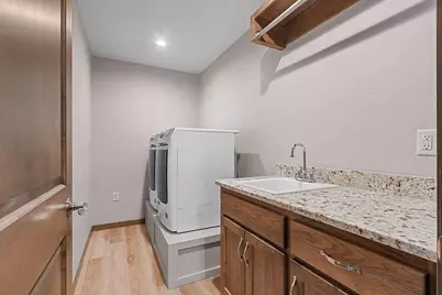 2731 Crestwood Springs Court, Green Bay, WI 54304 - Photo 21