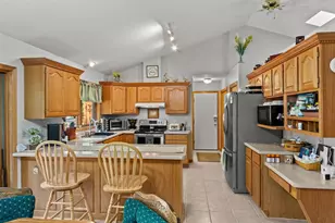 N2040 Majestic Pines Cir, Wautoma, WI 54982 - Photo 11