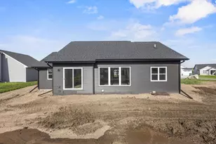 1399 Crossroads Dr, De Pere, WI 54115 - Photo 37