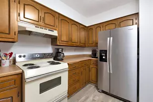940 Babcock St, Neenah, WI 54956 - Photo 9