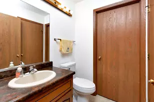 940 Babcock St, Neenah, WI 54956 - Photo 13