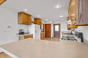 W4269 Birch Creek Rd, Menomonie, MI 49858 - Photo 5