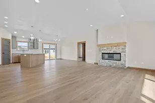 1400 Divinity Dr, De Pere, WI 54115 - Photo 3