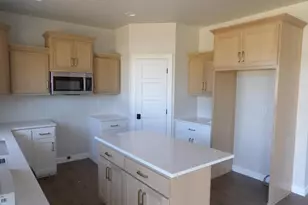 2520 Kilrush Rd, De Pere, WI 54115 - Photo 3