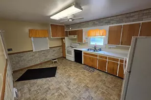 218 Dodge St, Princeton, WI 54968 - Photo 3