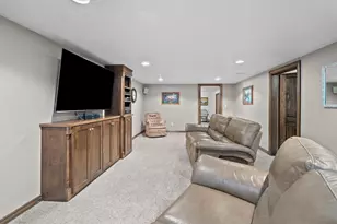204 W Highland Dr, Oconto Falls, WI 54154 - Photo 39