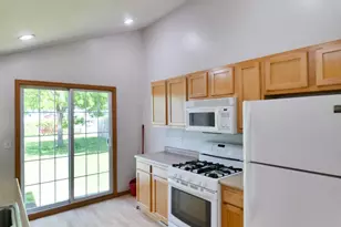 1224 Wirtz Ave, Green Bay, WI 54304 - Photo 5