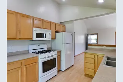 1224 Wirtz Avenue, Green Bay, WI 54304 - Photo 11