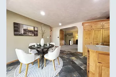 2762 Klee Street, Green Bay, WI 54313 - Photo 9