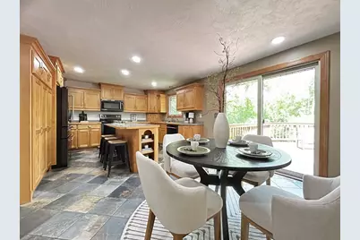 2762 Klee Street, Green Bay, WI 54313 - Photo 3