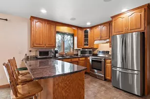 2640 Soman Ct, Green Bay, WI 54311 - Photo 3