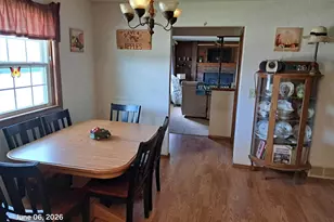1121 Calder St, Menasha, WI 54952 - Photo 3