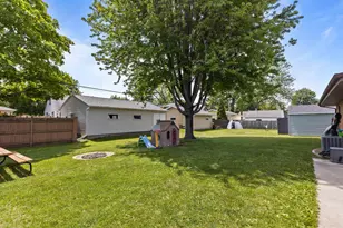 1125 Coolidge Ave, Oshkosh, WI 54902 - Photo 31