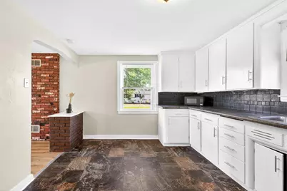 801 W Scott Street, Fond du Lac, WI 54937 - Photo 9