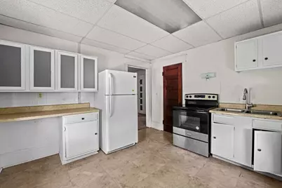513 Ceape Avenue, Oshkosh, WI 54901 - Photo 15