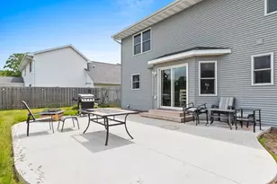 1204 Fairfax St, Oshkosh, WI 54904 - Photo 7