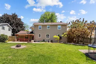 1147 Green Acres Ln, Neenah, WI 54956 - Photo 13