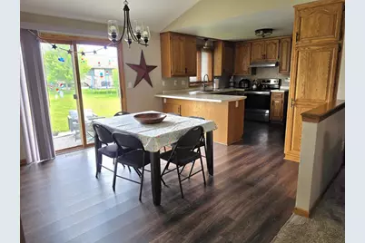 1264 Blue Ridge Drive, Green Bay, WI 54304 - Photo 3
