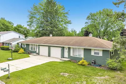 1715 Edgehill Drive, Green Bay, WI 54304 - Photo 1