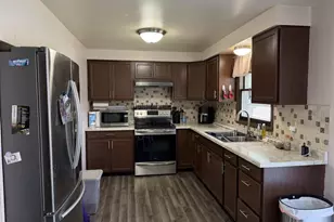 1715 Edgehill Dr, Green Bay, WI 54304 - Photo 21