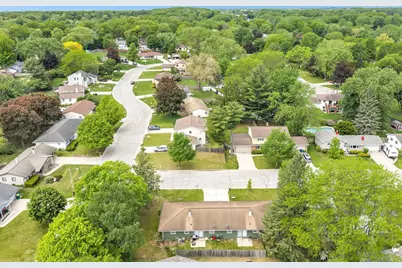 1715 Edgehill Drive, Green Bay, WI 54304 - Photo 31