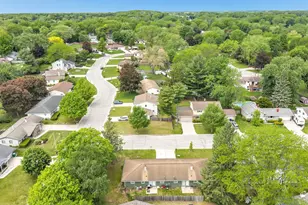1715 Edgehill Dr, Green Bay, WI 54304 - Photo 31