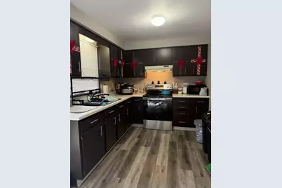 1715 Edgehill Drive, Green Bay, WI 54304 - Photo 13