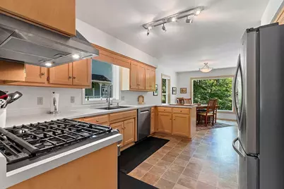2595 Edgewood Lane, Green Bay, WI 54302 - Photo 11