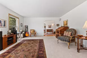 2595 Edgewood Ln, Green Bay, WI 54302 - Photo 7