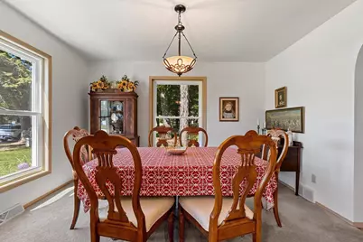 2595 Edgewood Lane, Green Bay, WI 54302 - Photo 9
