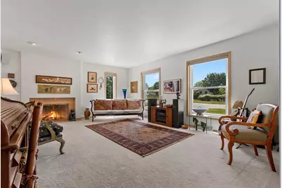 2595 Edgewood Lane, Green Bay, WI 54302 - Photo 5
