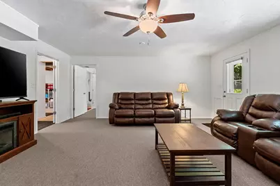 2595 Edgewood Lane, Green Bay, WI 54302 - Photo 33