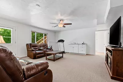 2595 Edgewood Lane, Green Bay, WI 54302 - Photo 31