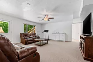 2595 Edgewood Ln, Green Bay, WI 54302 - Photo 31