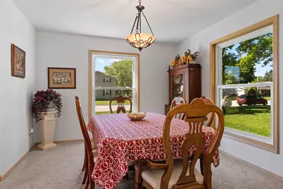 2595 Edgewood Lane, Green Bay, WI 54302 - Photo 9