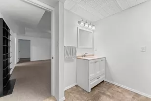 2595 Edgewood Ln, Green Bay, WI 54302 - Photo 29