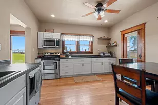 418 S Cecil St, Bonduel, WI 54107 - Photo 7
