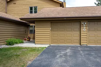930 Manor Drive #63, Neenah, WI 54956 - Photo 1