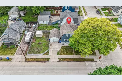402 E Lincoln Avenue, Oshkosh, WI 54901 - Photo 23