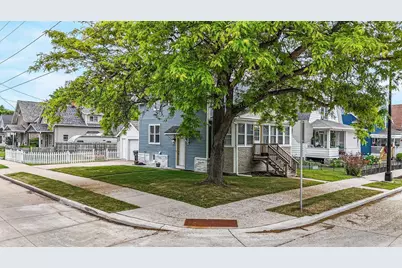402 E Lincoln Avenue, Oshkosh, WI 54901 - Photo 3