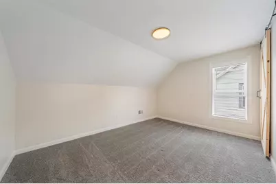 402 E Lincoln Avenue, Oshkosh, WI 54901 - Photo 19